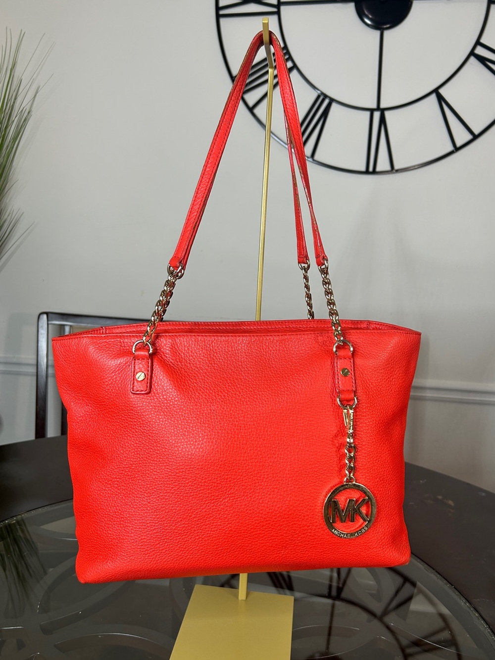 MICHAEL KORS Red Pebbled Leather Tote Bag Gold Chain Shoulder Bag MK Charm